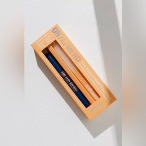 Chillhouse on the mend Instant Mani Makeover